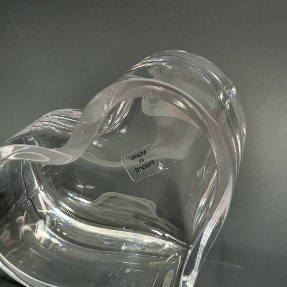 2 Vintage  Heart Shape Glass Candy Valentines Dish - Made in Poland 3" x 5.5" - Picture 7 of 12